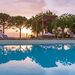 Сasa de vacaciones Awesome In Senigallia