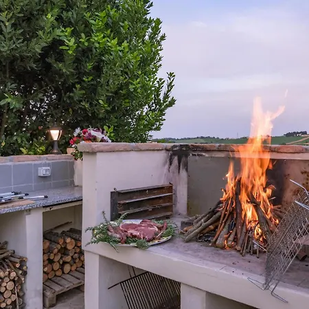 Holiday home 4 Bedroom Beautiful In Senigallia