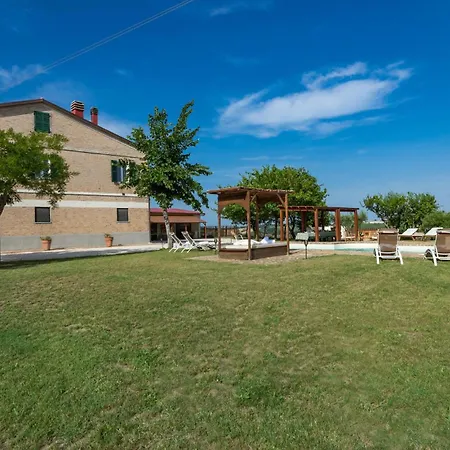 4 Bedroom Beautiful In *