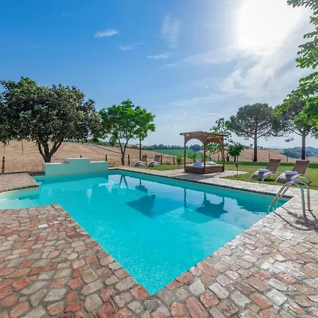 4 Bedroom Beautiful In Senigallia