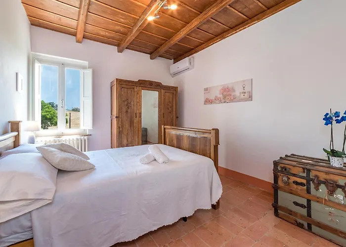 4 Bedroom Beautiful In Ferienhaus *