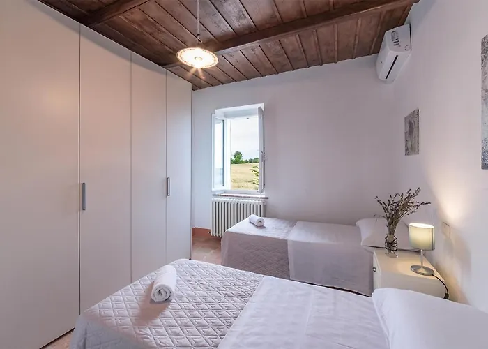 4 Bedroom Beautiful In Senigallia