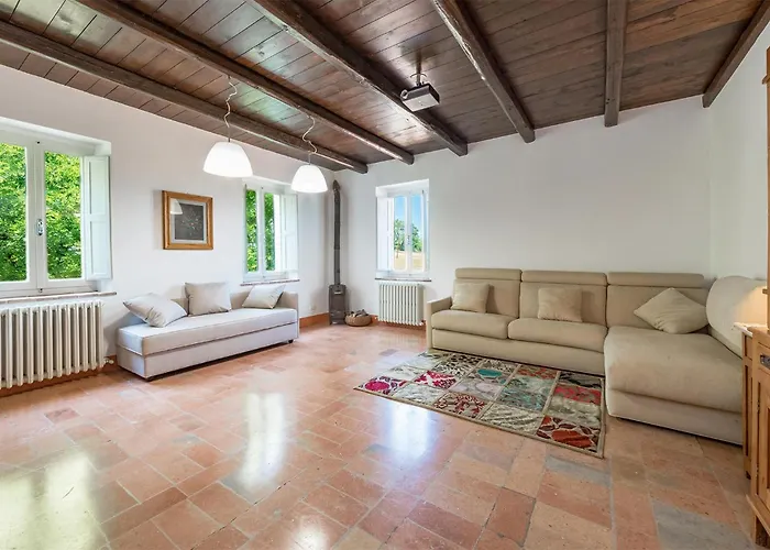 4 Bedroom Beautiful In Ferienhaus