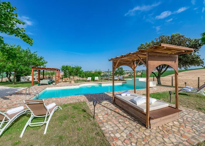 4 Bedroom Beautiful In Ferienhaus